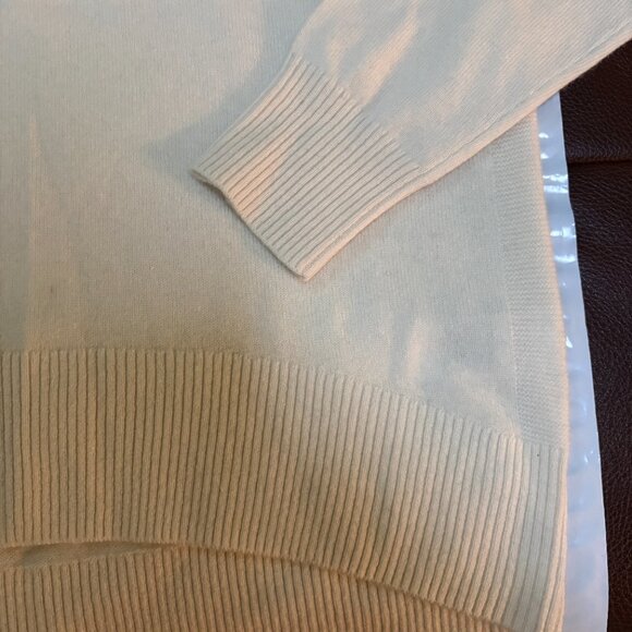 Banana Republic Cashmere Cream Mock neck Pullover Sweater Sz S NWT - Picture 6 of 11